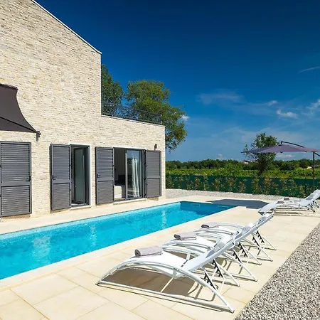 Libra Holiday home