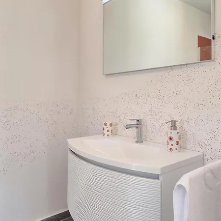 Holiday home Libra